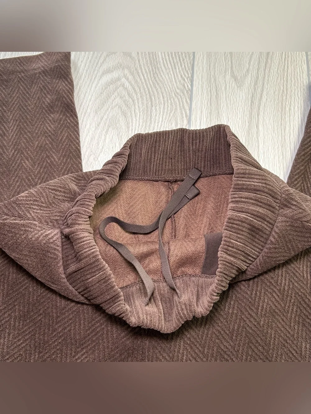 ALO YOGA Winter Break Micro Corduroy Top & Wide Leg Pant Lounge Set Espresso S